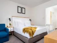 Sunday Resort Marina Wolfsbruch - Hotel Hotels in Kleinzerlang