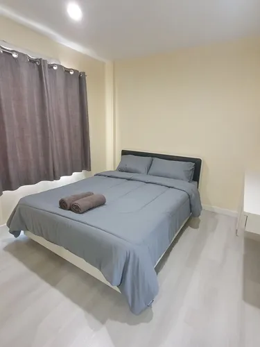 รูปภาพของModern Spacious 3BR House near Airport & Rail Link