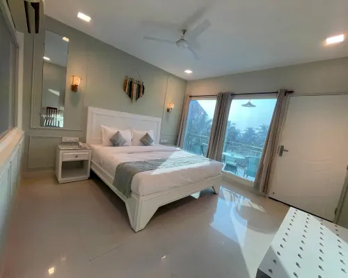 Ashvem Beach Resort Hotels in Mandrem