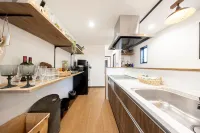 【Antiques Gifu Station East】Entire Villa for up to 10 Guests | 10-Min Walk from JR Gifu Station فنادق في غيفو