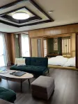 Harry's Ski House ASAHIKAWA Hotels in Higashikagura