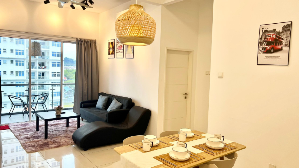 Puchong SkyPod Residence 1-10pax next to IOI Mall Wi-Fi MRT