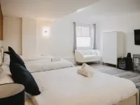 WNS Hotel Skylines Village 페컴 주변 호텔