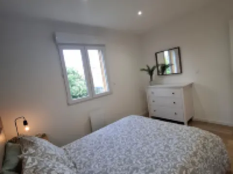 Large and quiet apartment next to the city center Hoteles en Douai