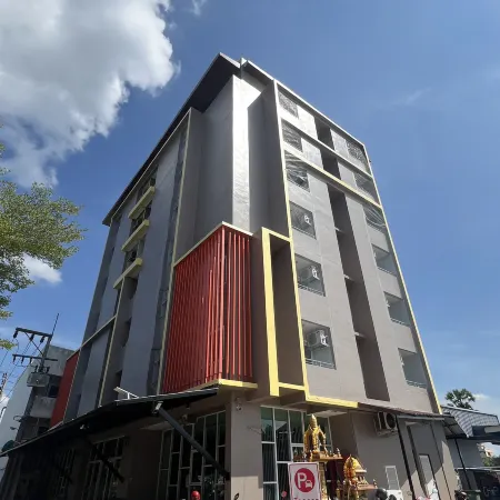 B Brand Hotel