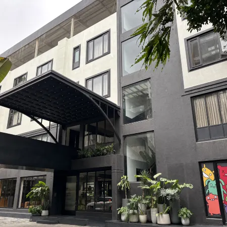 Wellesley Hotel