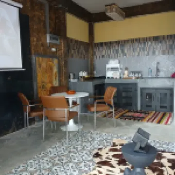 Tim & T Studio Art of living for placeful