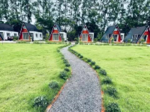 ทิวสน รีสอร์ท โรงแรมในอำเภอ ชุมแพ