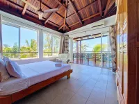 BLUE REEF Blue Bay by Dodo et Croissant - Beach