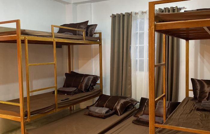 MidCenturyModernVibe-Near Virac Airport-w/ Parking