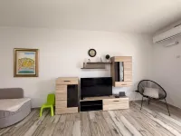 Panoramic Sea View 2BDR Apartment - 3-Star