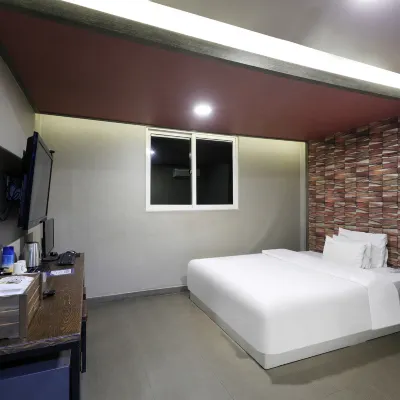 SU MOTEL โรงแรมใกล้สถานีขนส่งกูมิ