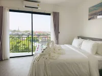 The View Hotel - New