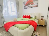 AVÉRA - Gym + heated Pool + Parking + Gaming Hotels in Nairobi