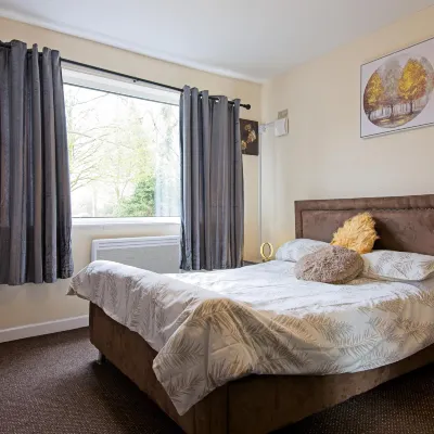 Sweet Dream Lodge Hotels near Didsbury