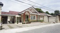 The Cabin Hotel Sumberan New