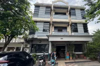 Hotel O near Universitas Indonesia formerly Bang Day - موقف سيارات