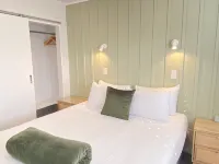 Pioneer Motels - 2つ星