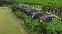 Nguyen Shack Retreat Hotels in 