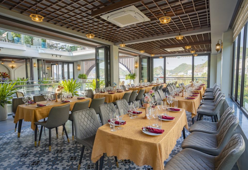 Roza Palace 이미지