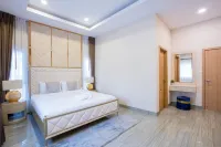 Beverly Hills Pool Villa Hotels in Amphoe Bang Lamung