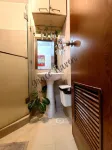 2 Bedroom Suite Condotel with Fast WIFI near BGC and Venice Grand Canal