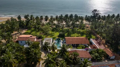 Kalkudah Beach House Hotels near A N K Shalini Sea Food Center