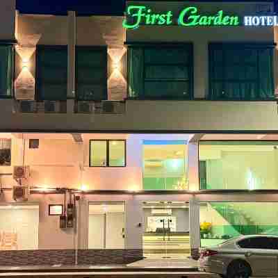 First Garden Hotel By KR Cosmos Sdn Bhd Hotel Exterior