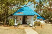 Kingfisher Beach Resort Отели в г. 