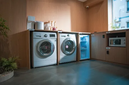 Yeobaek Hotel Отели рядом с достопримечательностью «Incheon Asiad Main Stadium»