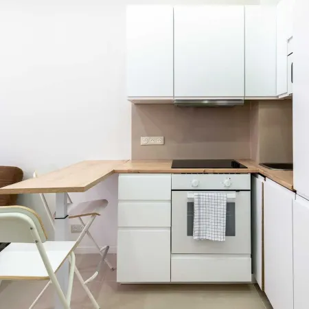 Modern apartment -2BDR/6P - 300m from the BEACH