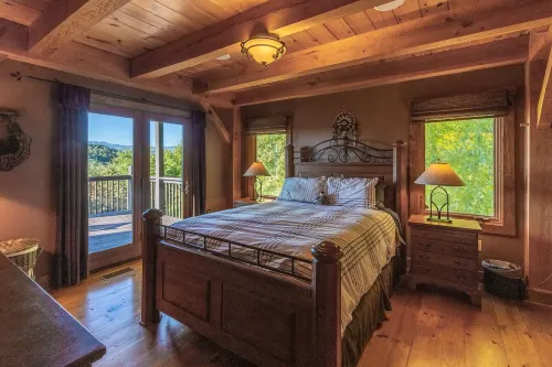 Luxury Lakeview Cabin with Hot Tub and Game Room!