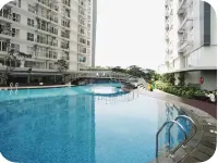 Royal Pearl Living@Casa De Parco BSD, ICE,Aeonmall - Pools