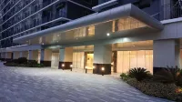 Family Suite 1 Bedroom near MOA Mall of Asia and NAIA - Feliz Maison Dos - balcony