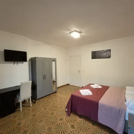 Venice Gateway Apartments