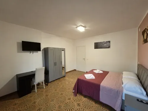 Venice Gateway Apartments - Pet friendly