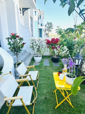 3 bedroom seafront Cherry Villa - Novaworld Phan Thiet Отели рядом с достопримечательностью «Dino Park Phan Thiet»