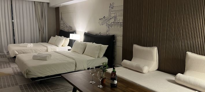 Cozy Japanese Style Luxurious Penhouse Cross City of Dreams OKADA SOLAIRE MOA Hotels in Paranaque