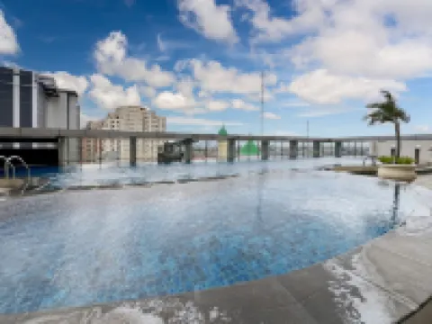 Strategic MTH Square Apt 1BR w/ Pool & Gym