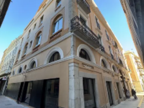 Hotel Divino by Fimedhotels Hoteles en Figueras