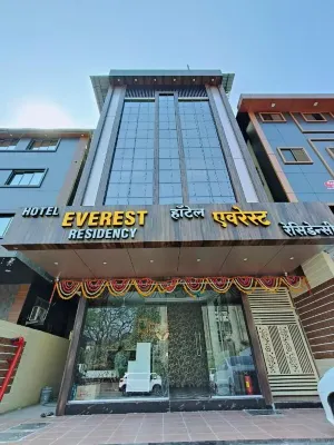Hotel Everest Residency