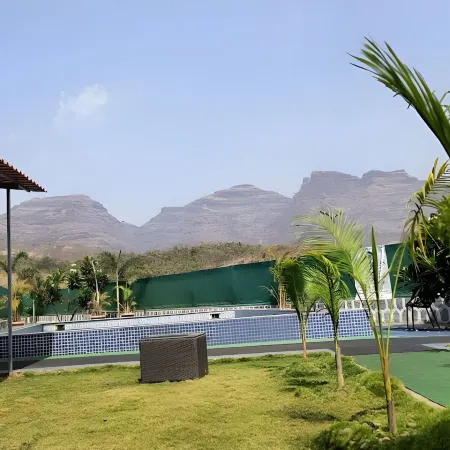 7 Mountains Farm