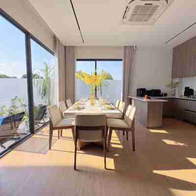 清邁全新豪華泳池別墅,緊臨古城4臥5衛,五星級泳池度假別墅A1 Rooms