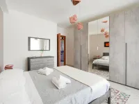 Mistral Suite Apartment - free private car park Hotels in Palese