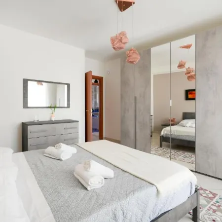 Mistral Suite Apartment - free private car park