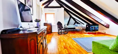 Pirja Apartment のホテル