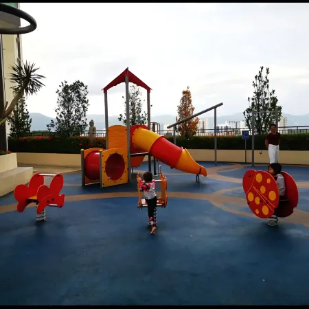 steam punk homestay@2parkng@5people@2rooms@wifi