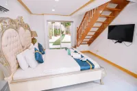 Villa Excellance Beach & Wave Pool Resort - Suites & Villas - balcony