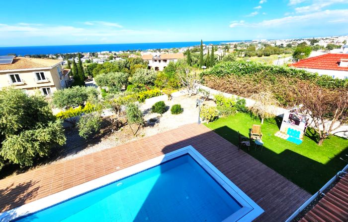 Villa Amazing by HolidayKeys