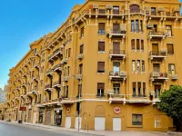 Atlantis Hotel - Boutique Stay Hotel dekat Alun-alun Tahrir